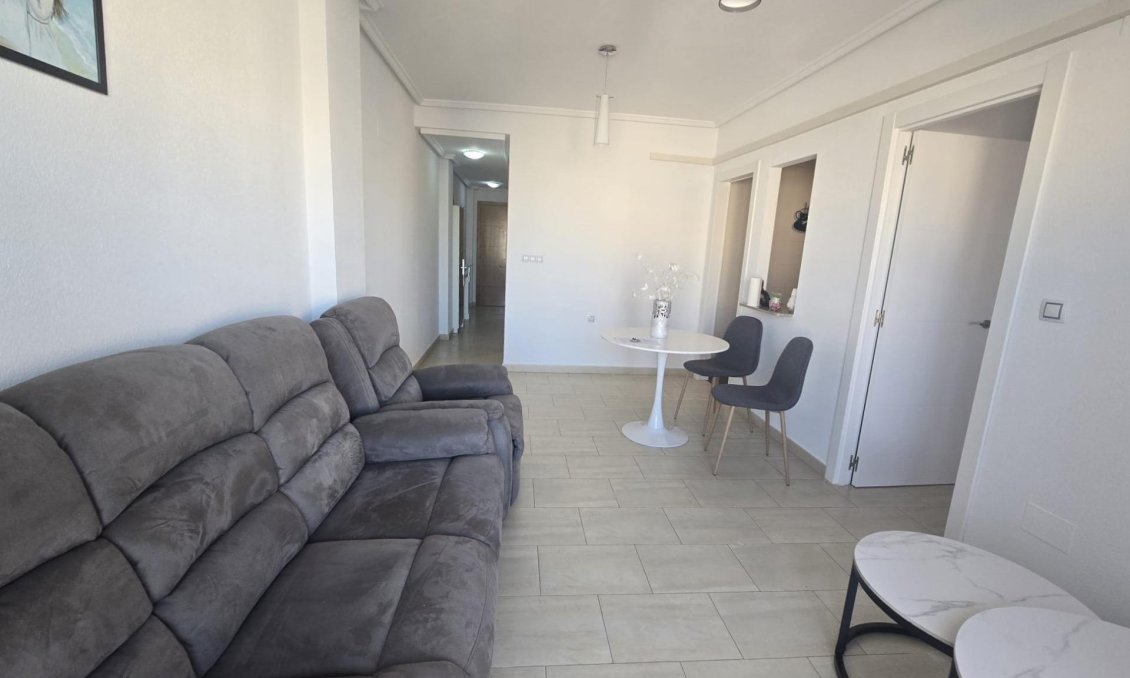 Wiederverkauf - Wohnung -
Torrevieja - Centro