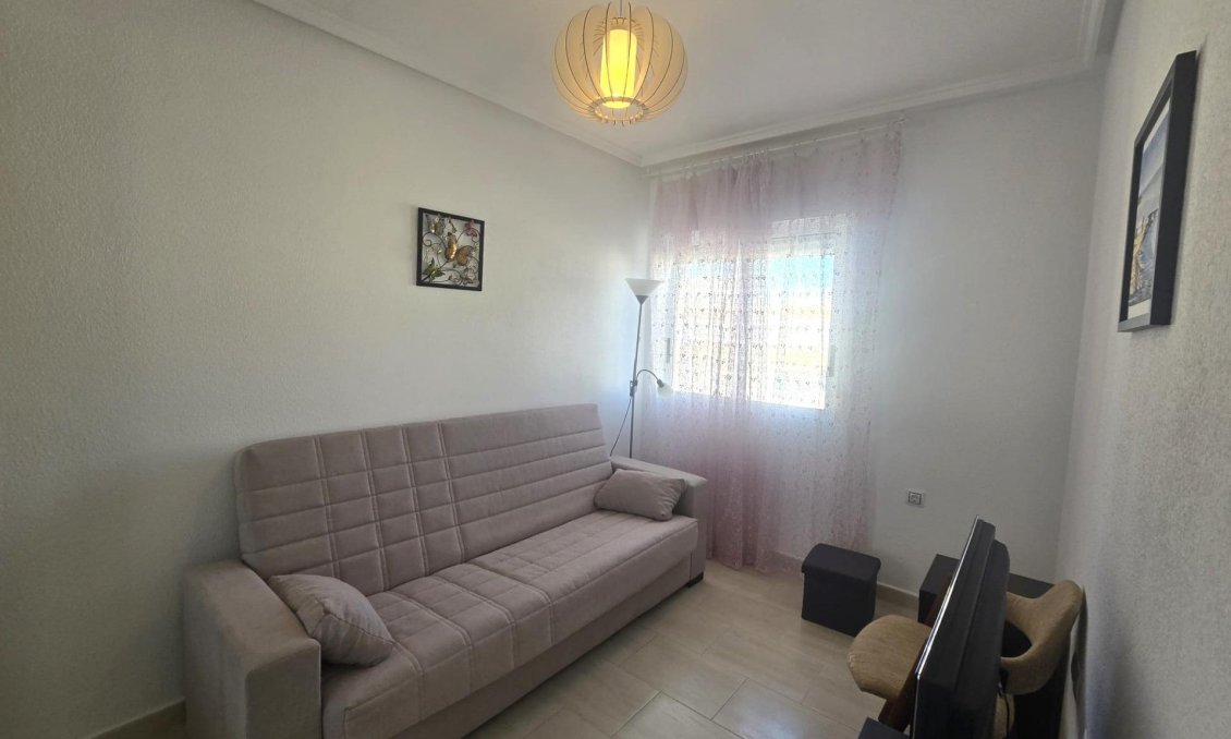 Wiederverkauf - Wohnung -
Torrevieja - Centro