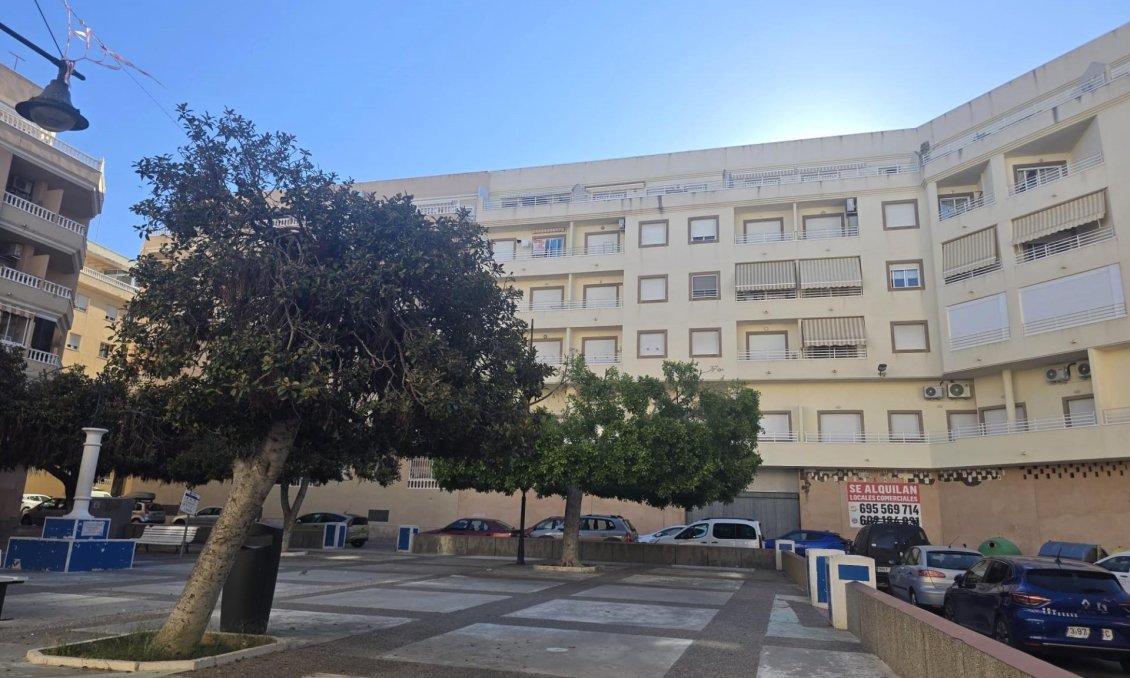 Wiederverkauf - Wohnung -
Torrevieja - Centro