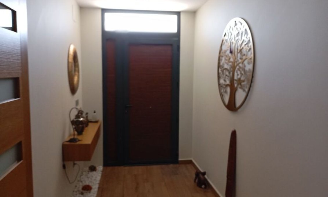 Resale - Villa -
Daya Nueva - Costa Blanca