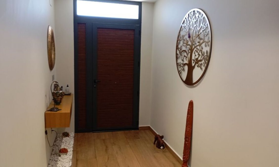 Resale - Villa -
Daya Nueva - Costa Blanca