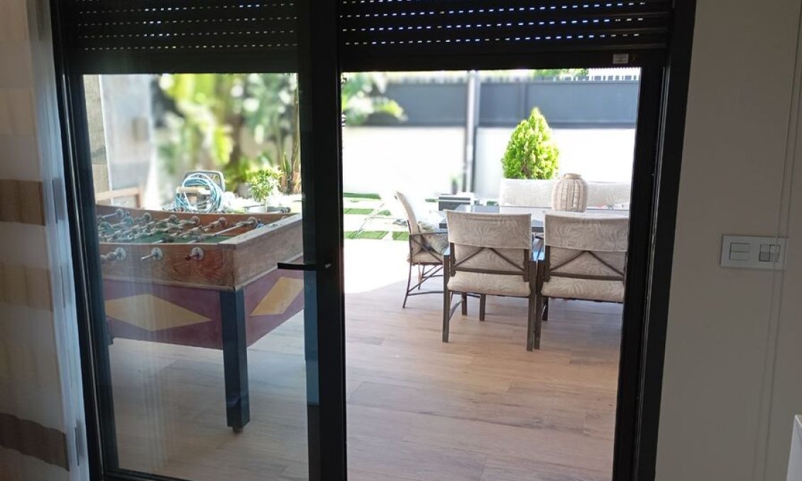 Resale - Villa -
Daya Nueva - Costa Blanca