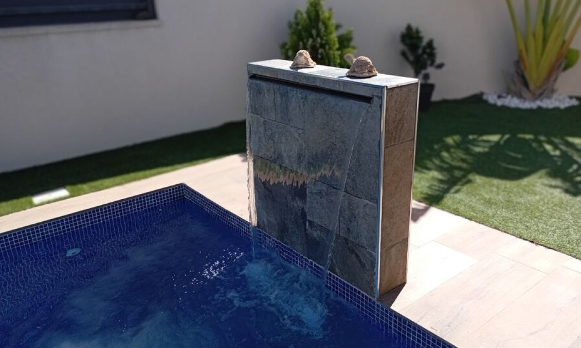 Resale - Villa -
Daya Nueva - Costa Blanca