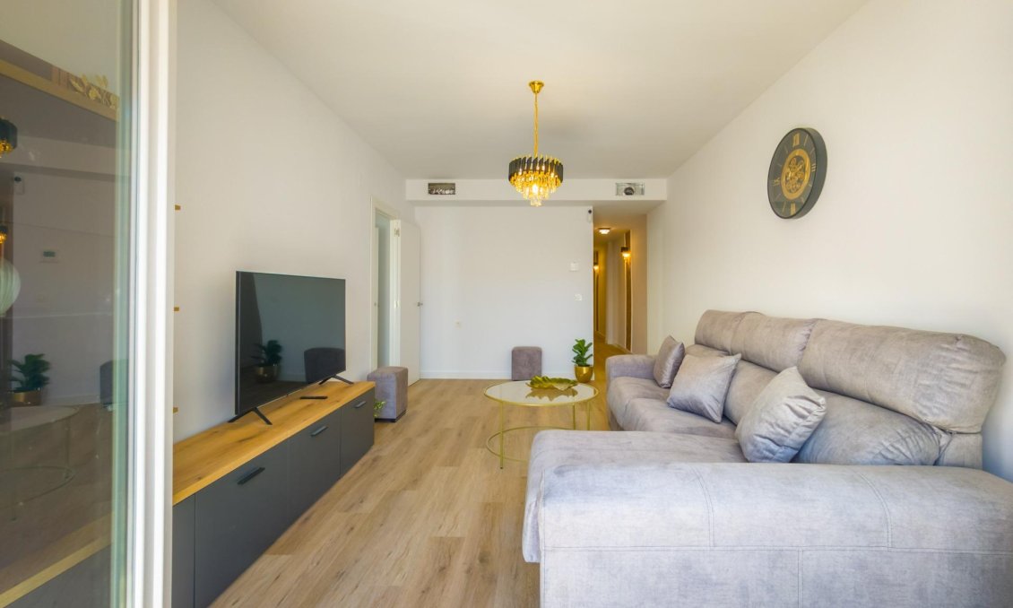Resale - Apartment -
Torrevieja - Playa del Cura