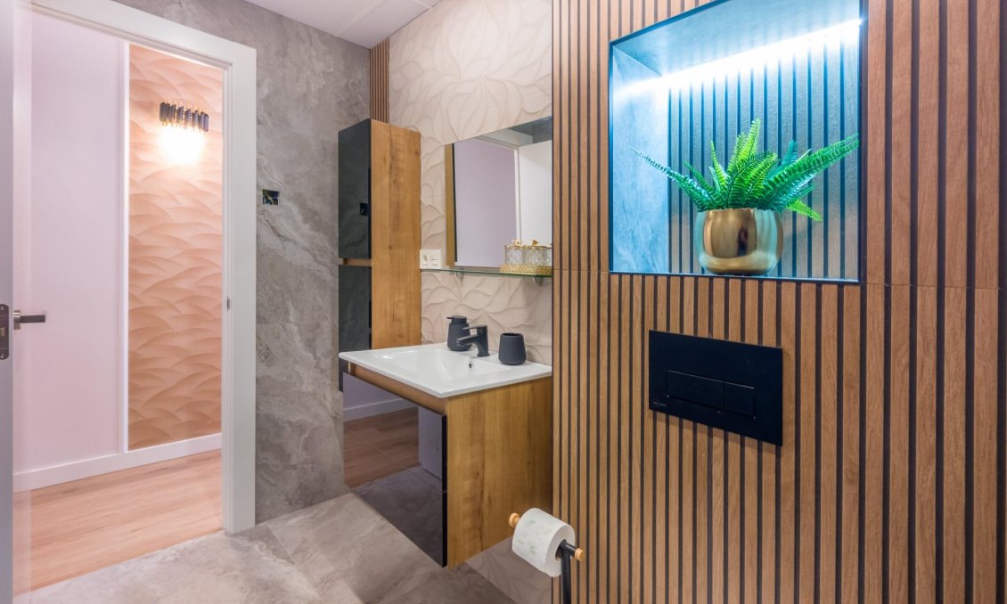 Resale - Apartment -
Torrevieja - Playa del Cura