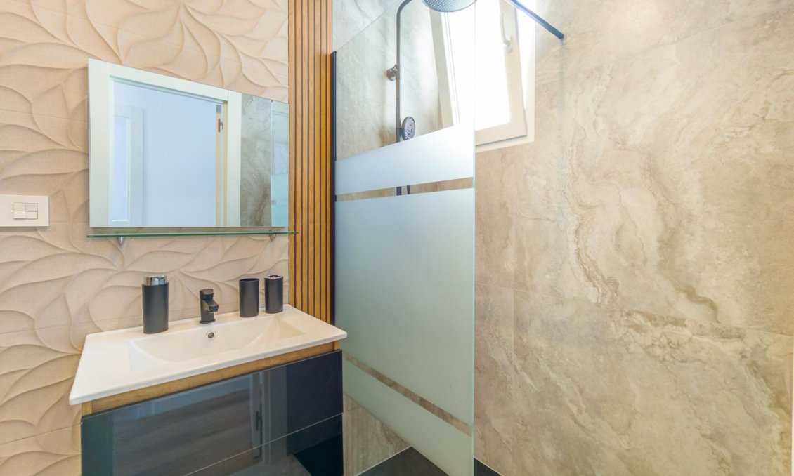 Resale - Apartment -
Torrevieja - Playa del Cura