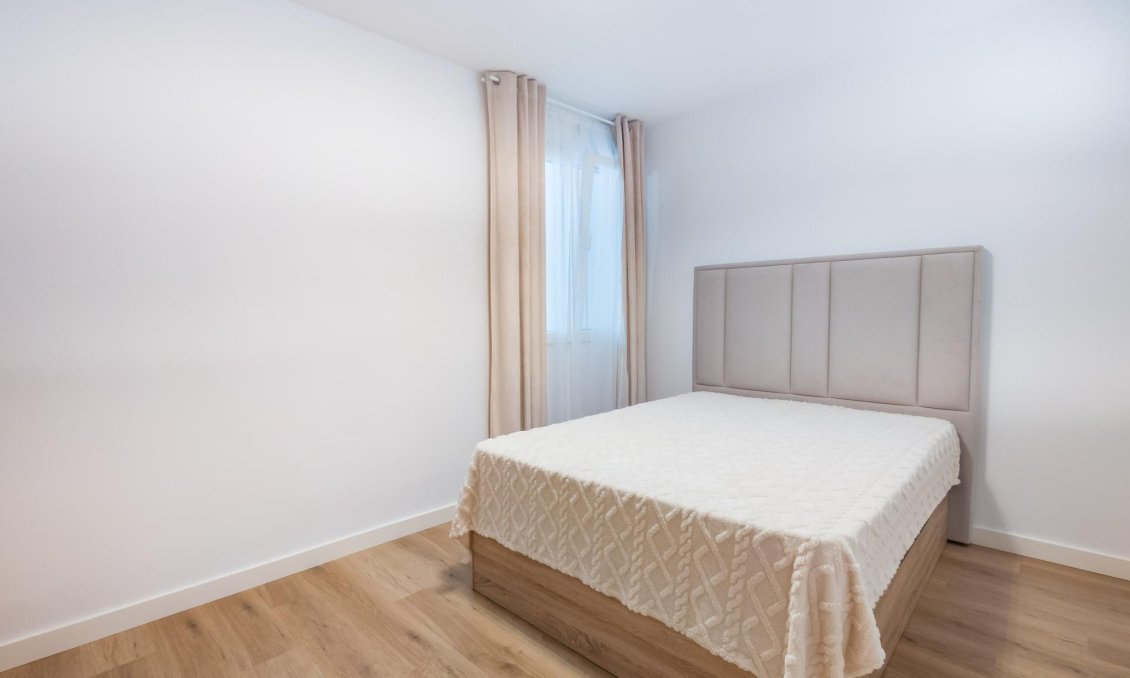 Resale - Apartment -
Torrevieja - Playa del Cura