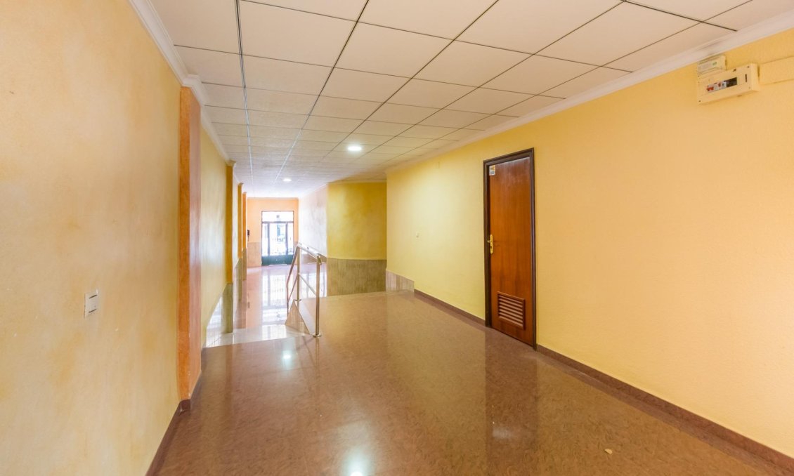 Resale - Apartment -
Torrevieja - Playa del Cura
