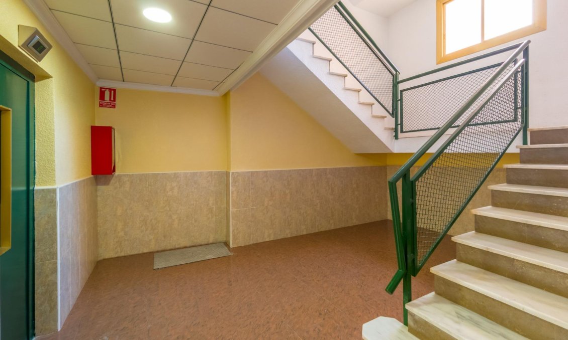 Resale - Apartment -
Torrevieja - Playa del Cura