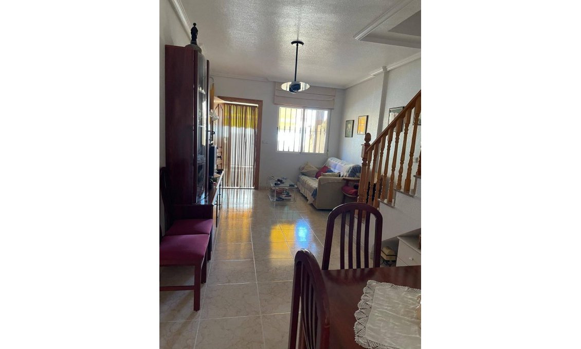 Resale - Townhouse -
Santiago de la Ribera - San Blas