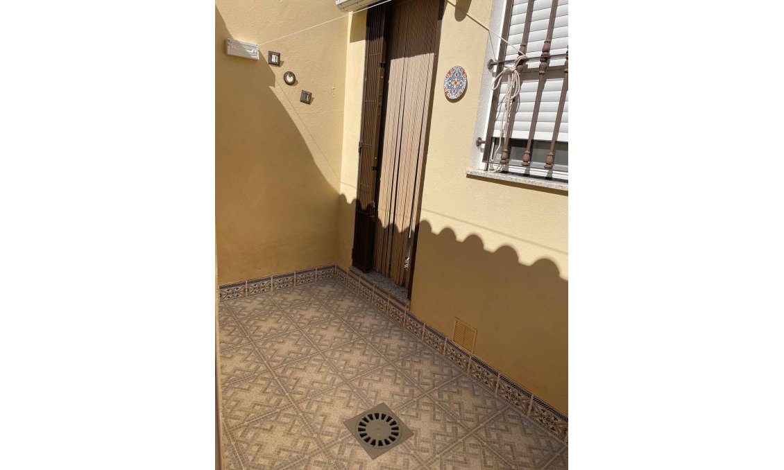 Resale - Townhouse -
Santiago de la Ribera - San Blas
