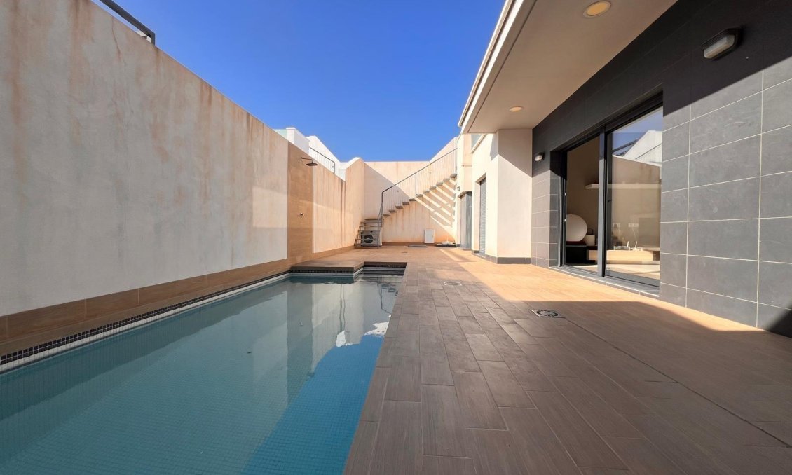 Resale - Villa -
Orihuela Costa - Lomas de Cabo Roig