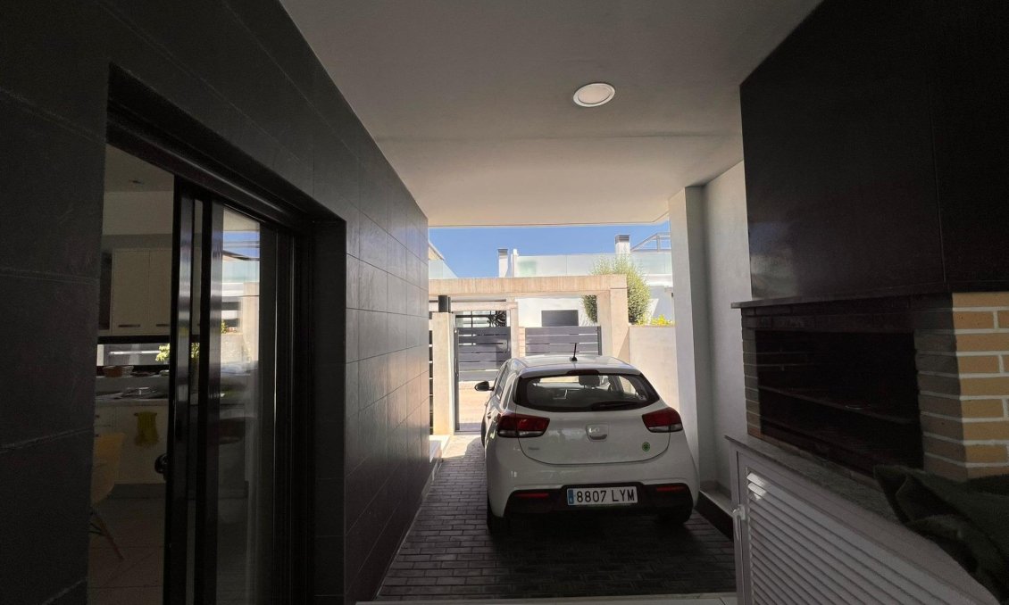 Resale - Villa -
Orihuela Costa - Lomas de Cabo Roig