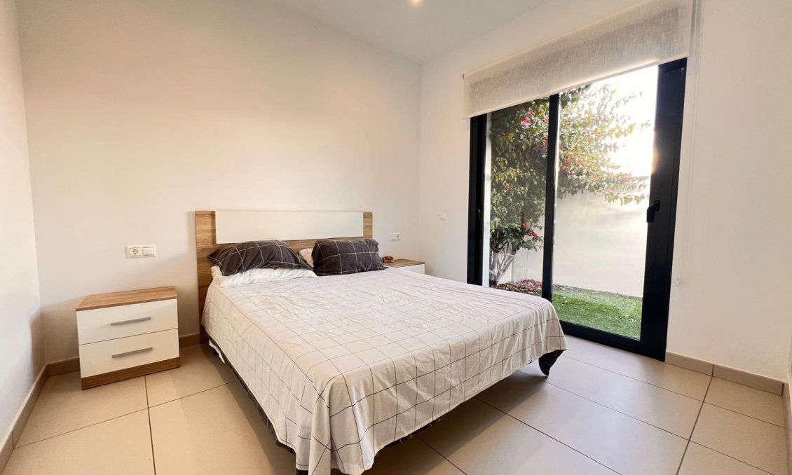 Resale - Villa -
Orihuela Costa - Lomas de Cabo Roig