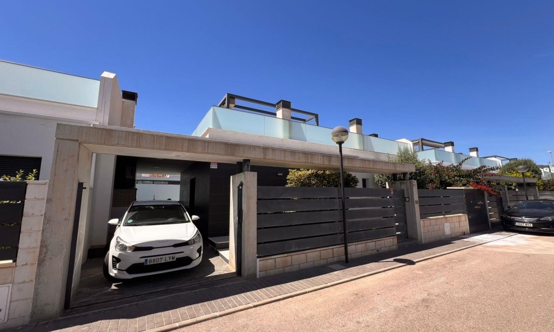Resale - Villa -
Orihuela Costa - Lomas de Cabo Roig
