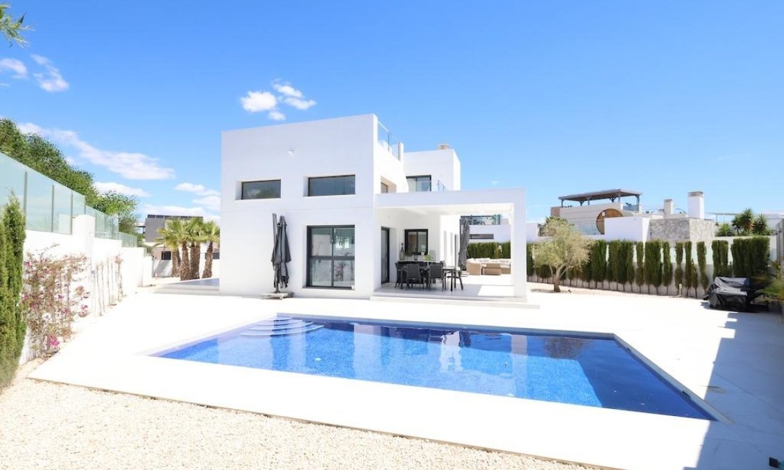 Resale - Villa -
Rojales - Inland