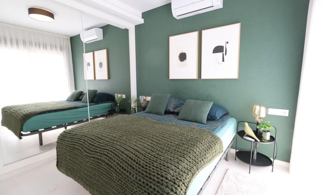 Resale - Villa -
Rojales - Inland