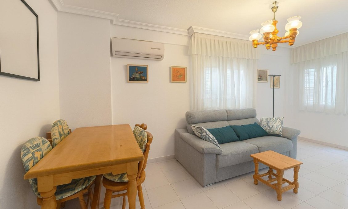 Wiederverkauf - Wohnung -
Torrevieja - Acequion
