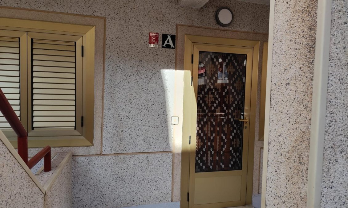 Wiederverkauf - Wohnung -
Torrevieja - Acequion
