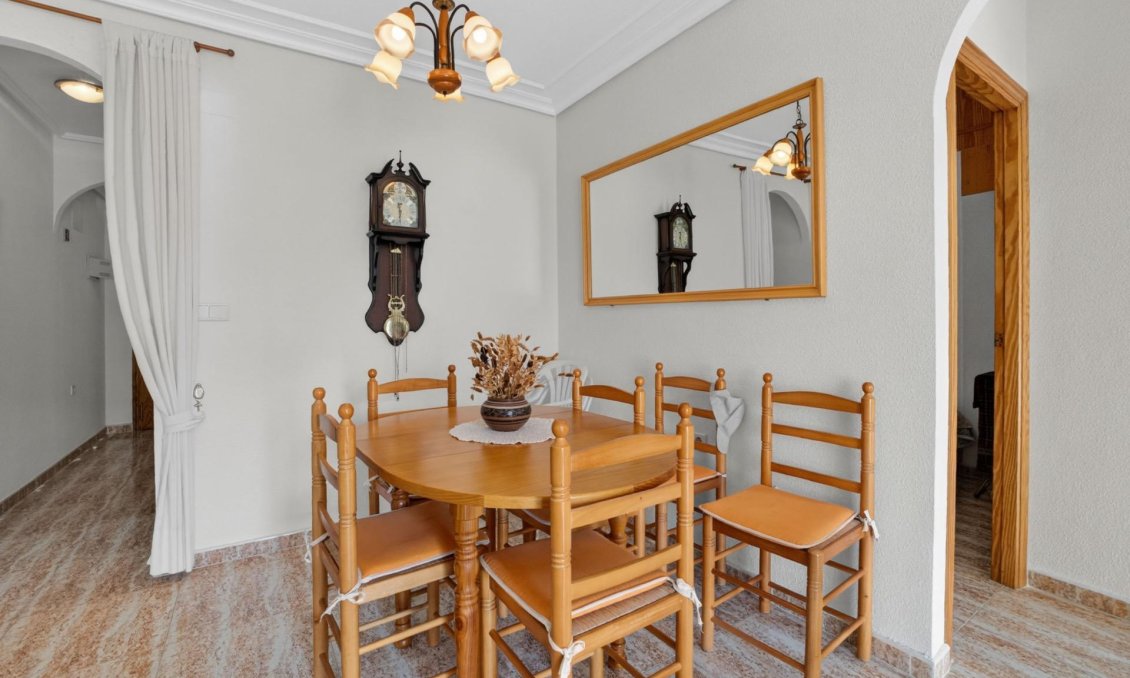 Wiederverkauf - Wohnung -
Torrevieja - Playa de los Locos