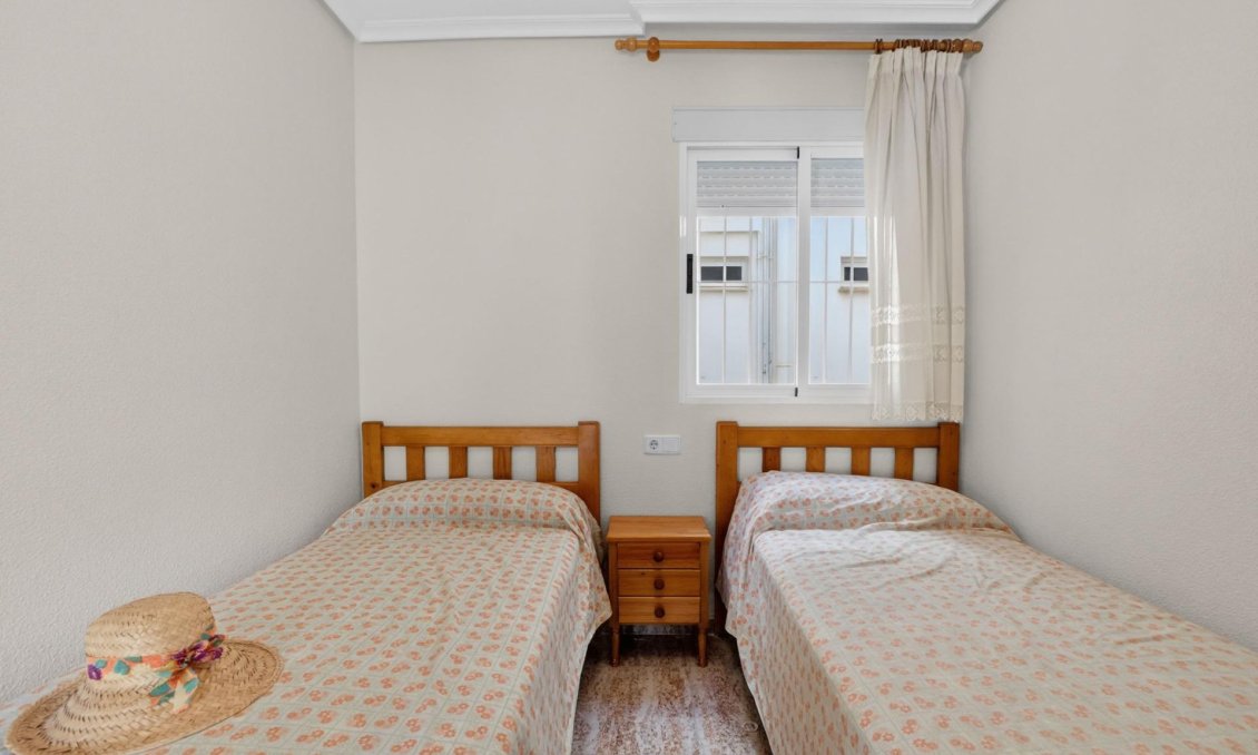 Wiederverkauf - Wohnung -
Torrevieja - Playa de los Locos