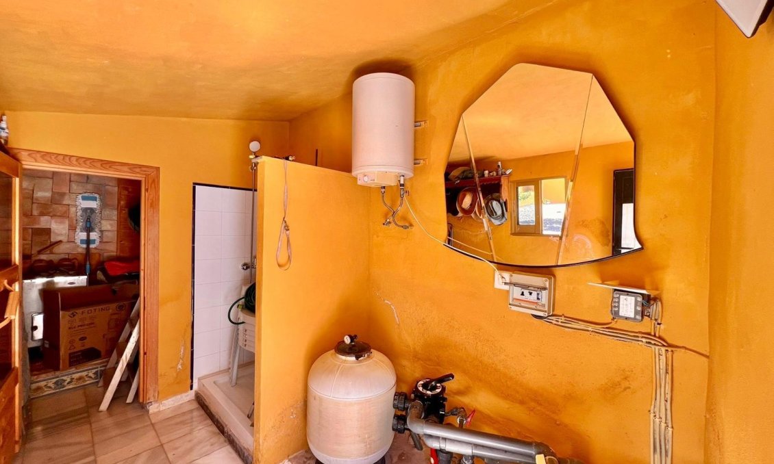 Resale - Villa -
Torrevieja - Los Balcones