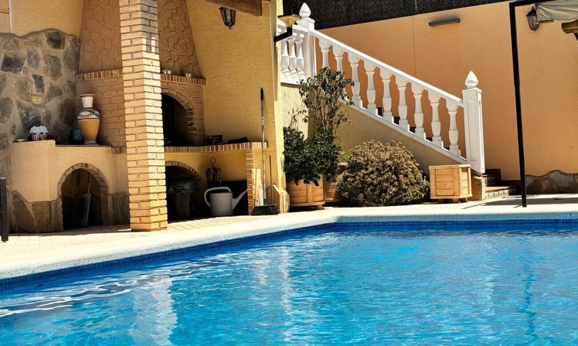 Resale - Villa -
Los Balcones - Costa Blanca