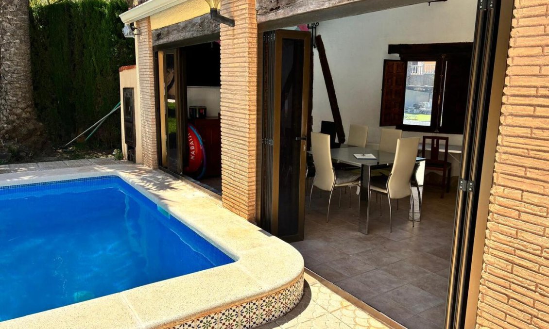 Resale - Villa -
Los Balcones - Costa Blanca