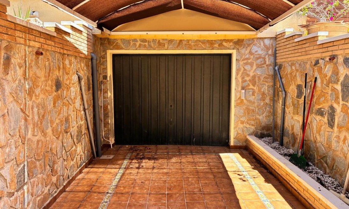 Resale - Villa -
Los Balcones - Costa Blanca