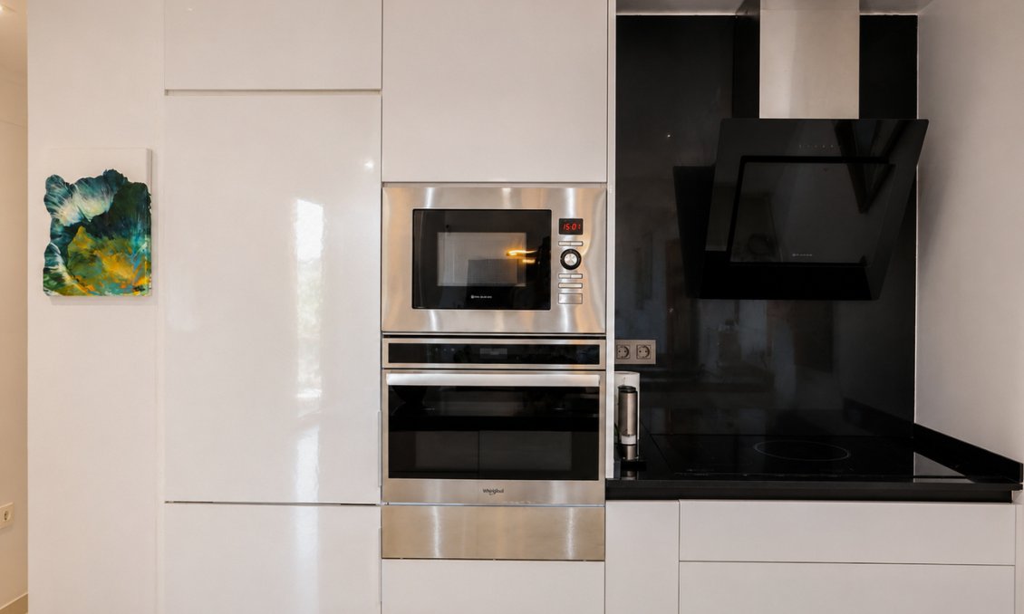 Resale - Penthouse -
Los Altos - AMANECER