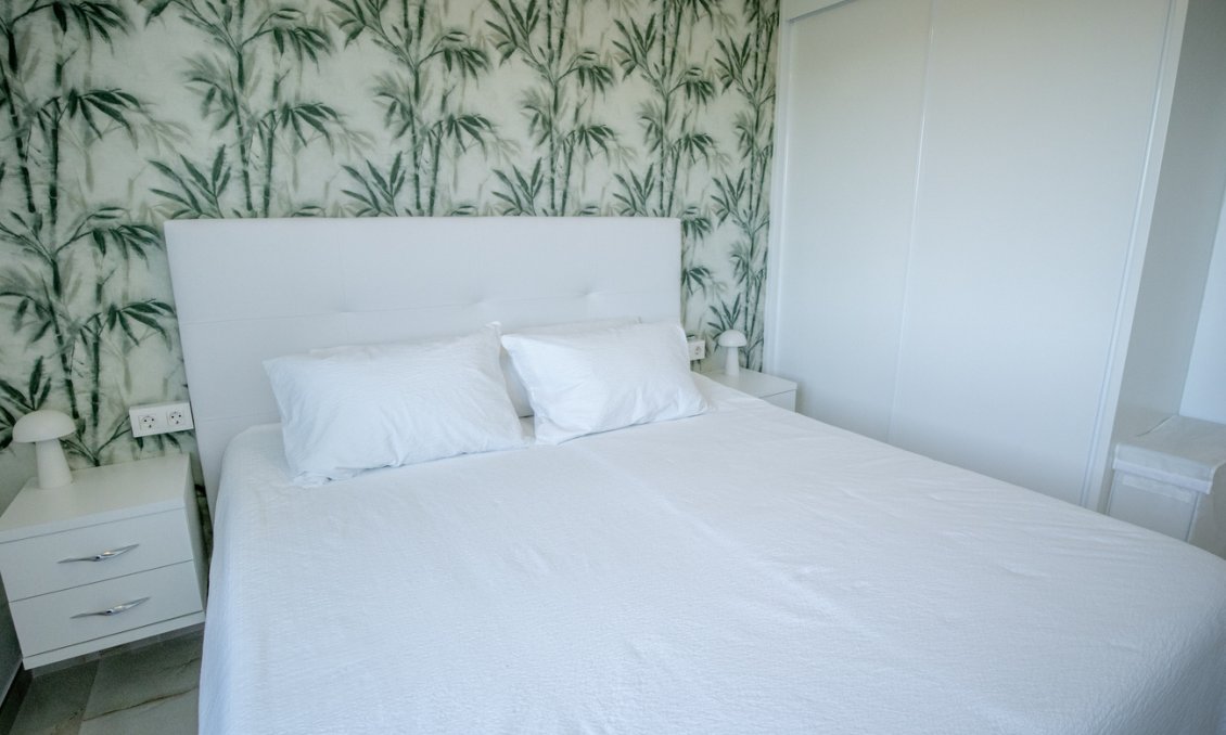 Resale - Penthouse -
Los Altos - AMANECER