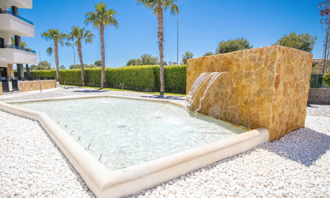 Resale - Penthouse -
Los Altos - AMANECER