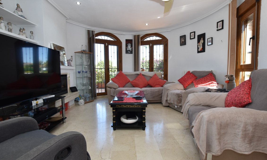 Resale - Villa -
Algorfa - Inland
