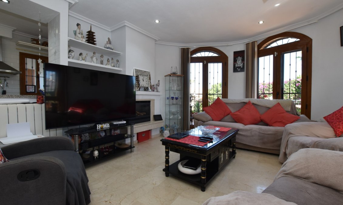 Resale - Villa -
Algorfa - Inland