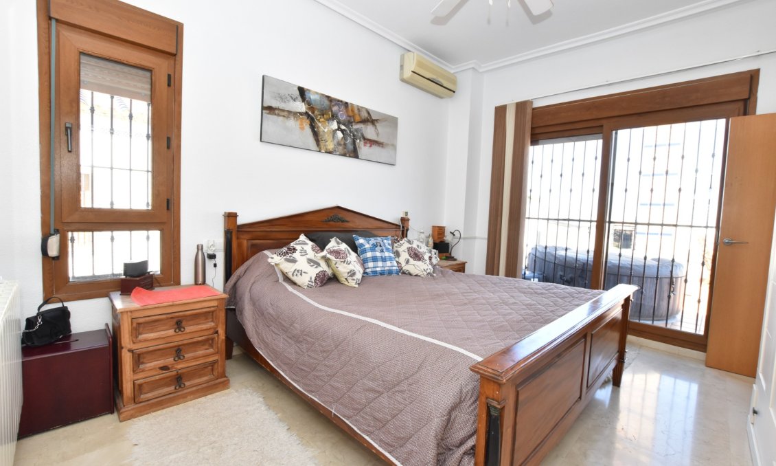 Resale - Villa -
Algorfa - Inland