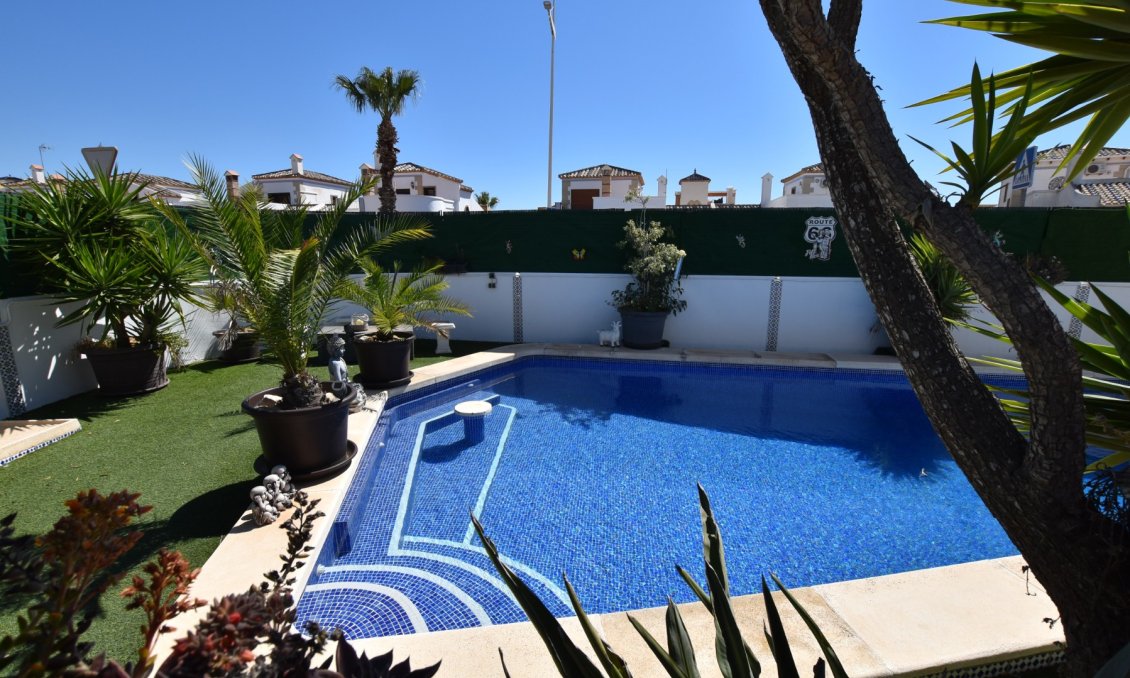 Resale - Villa -
Algorfa - Inland