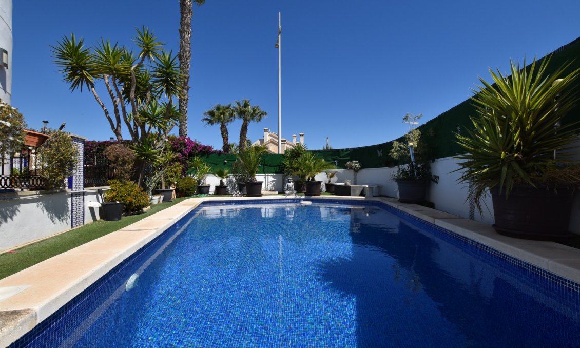 Resale - Villa -
Algorfa - Inland