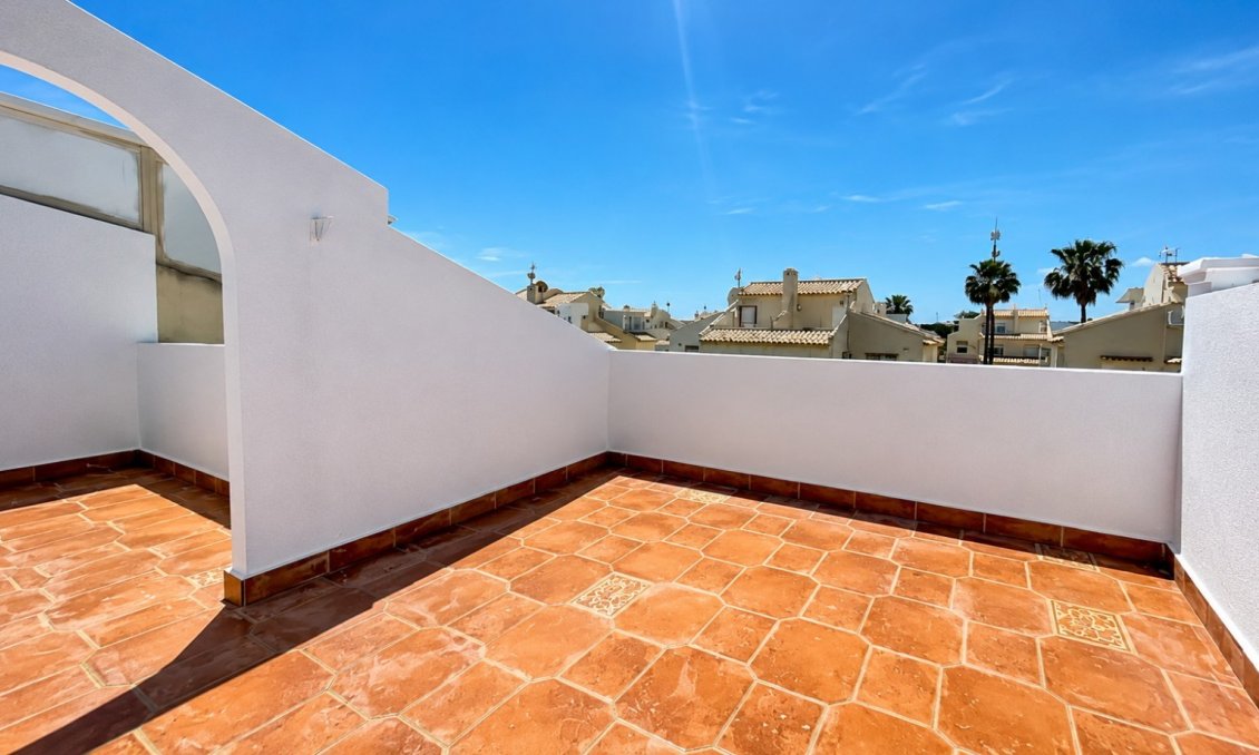 Resale - Townhouse -
Orihuela Costa - Costa Blanca