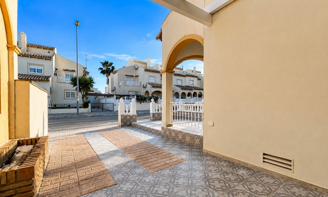 Resale - Townhouse -
Orihuela Costa - Costa Blanca