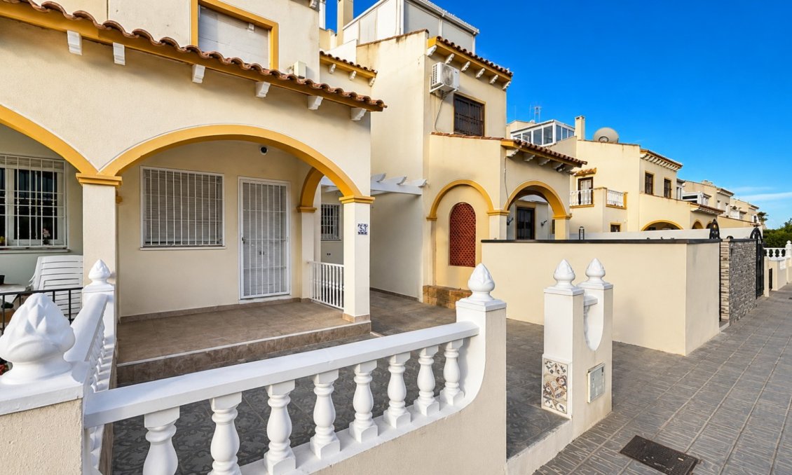 Resale - Townhouse -
Orihuela Costa - Costa Blanca