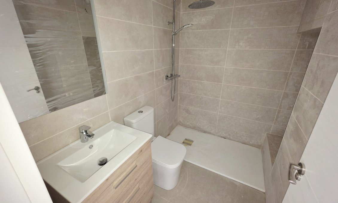 Resale - Townhouse -
Pinoso - Inland