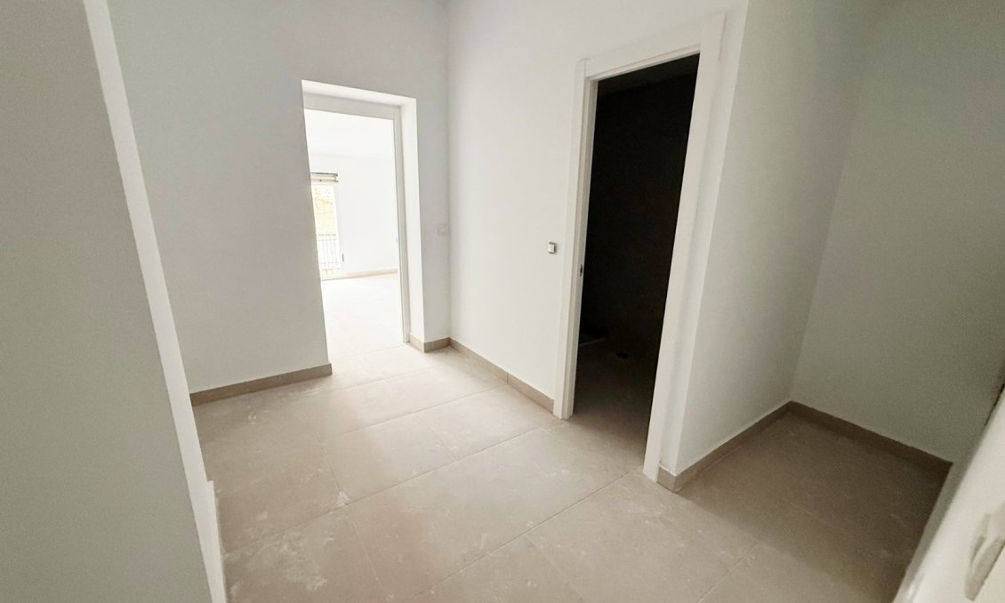 Resale - Townhouse -
Pinoso - Inland