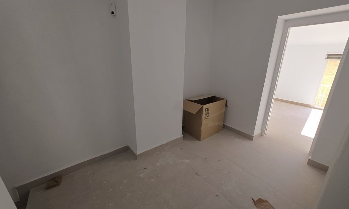 Resale - Townhouse -
Pinoso - Inland