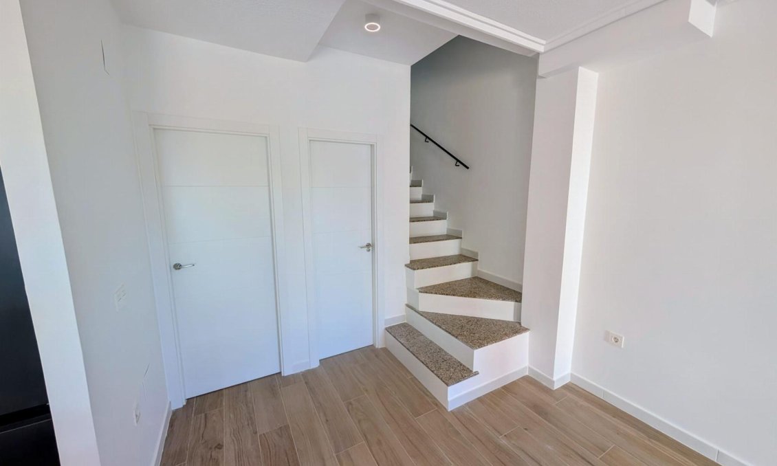 Resale - Villa -
Orihuela Costa - Costa Blanca
