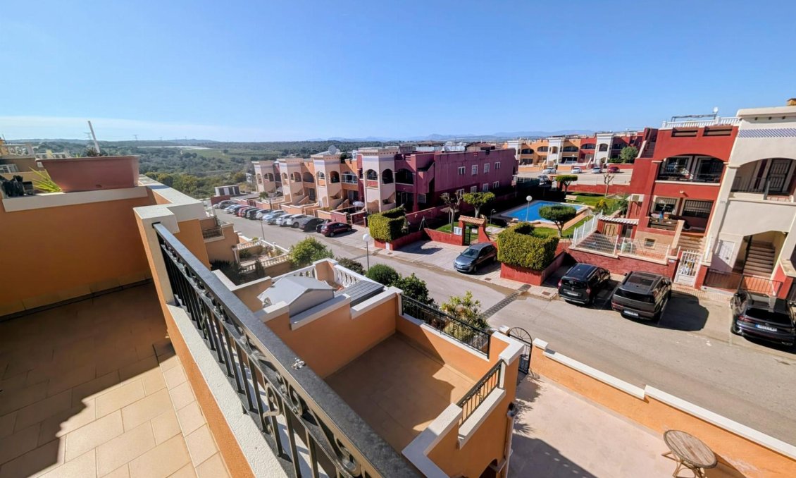 Resale - Villa -
Orihuela Costa - Costa Blanca
