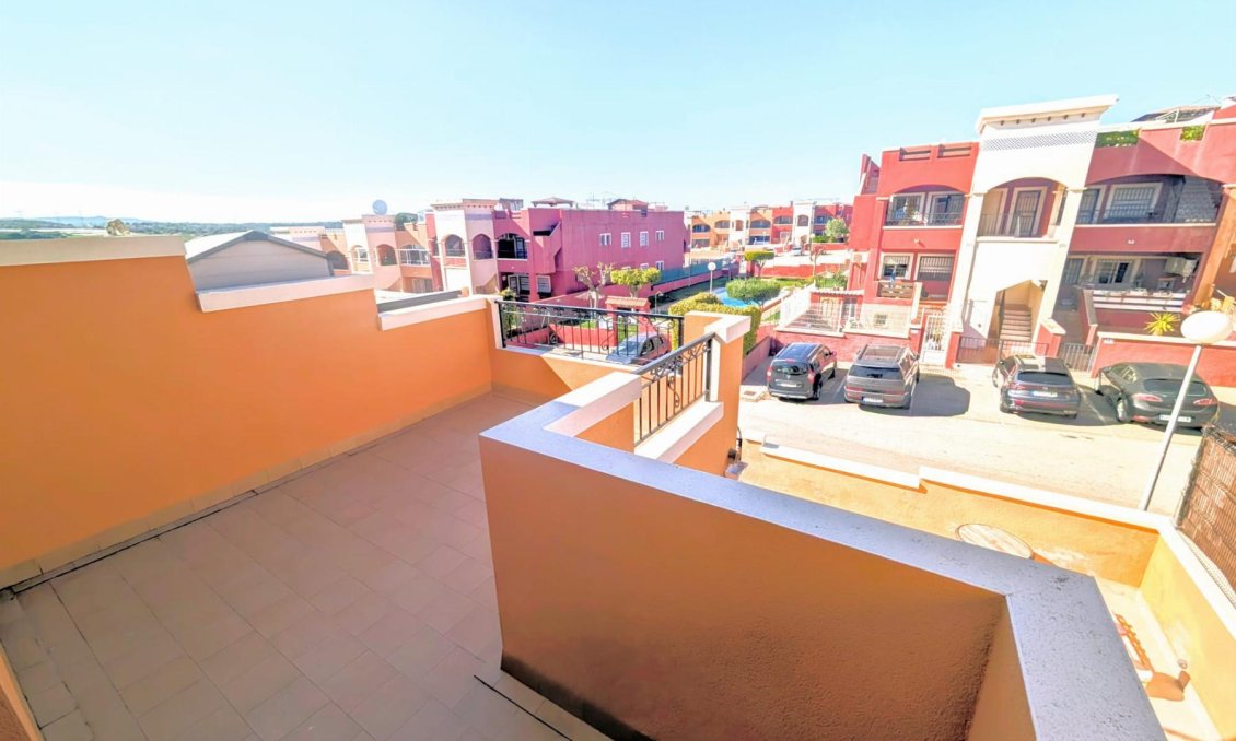 Resale - Villa -
Orihuela Costa - Costa Blanca