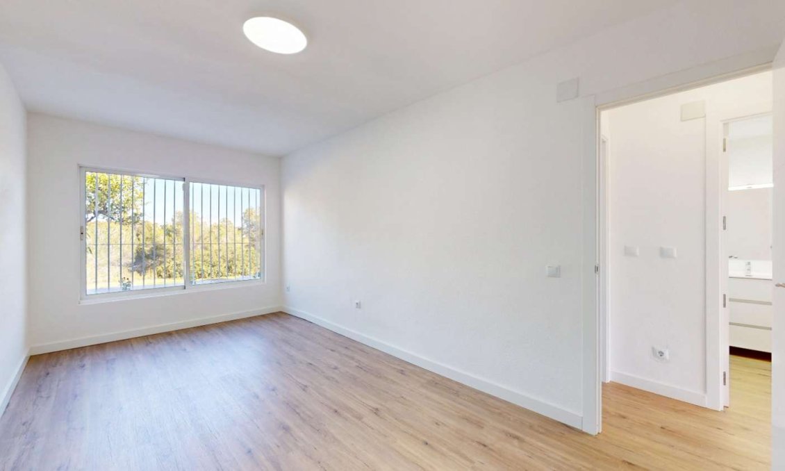 Resale - Bungalow -
Orihuela - Inland
