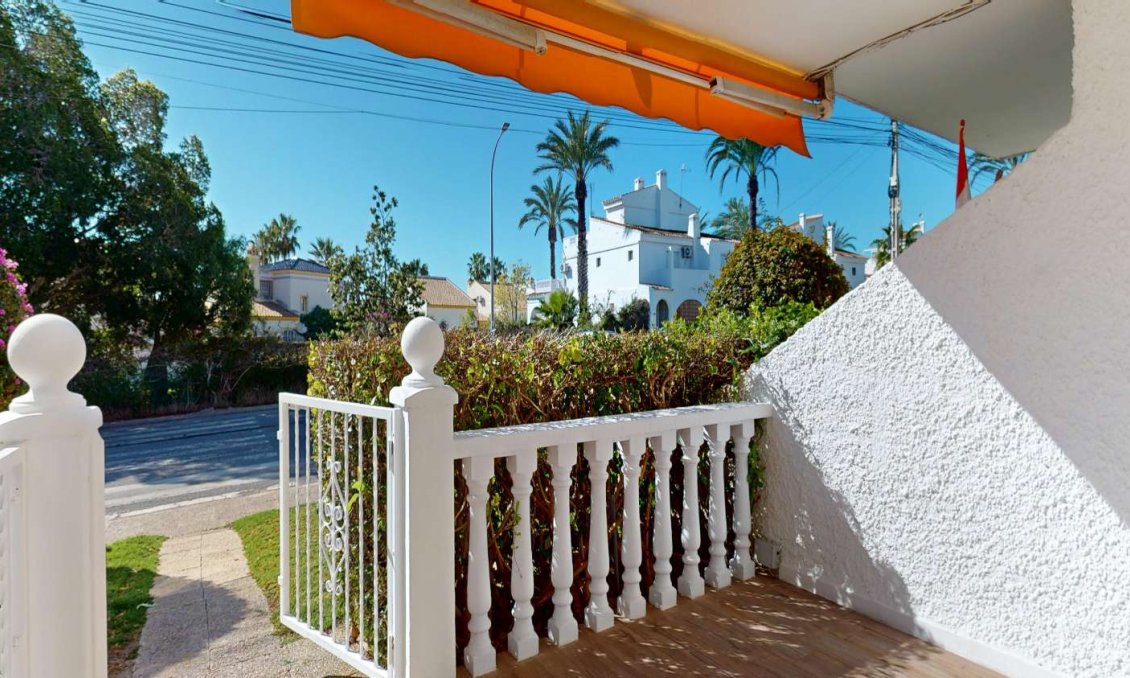 Resale - Bungalow -
Orihuela - Inland