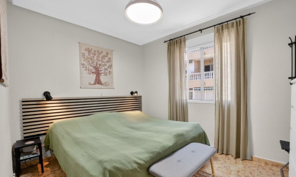 Wiederverkauf - Wohnung -
Torrevieja - Costa Blanca