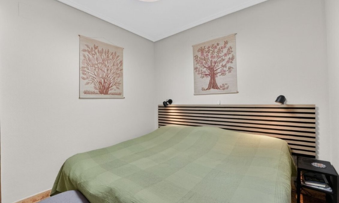 Wiederverkauf - Wohnung -
Torrevieja - Costa Blanca